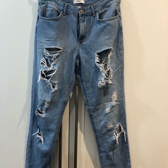 Ripped Boyfriend Jeans - Picture 1 of 2